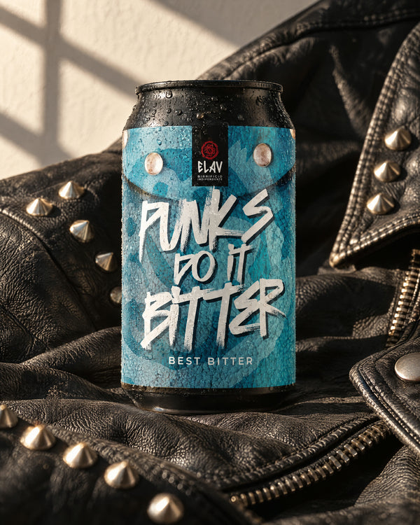 Punks do it Bitter su giacca borchiata