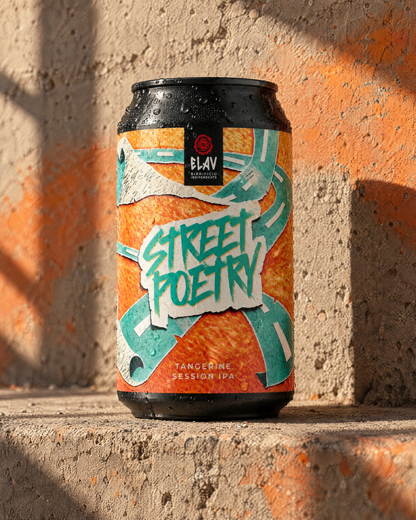 Street Poetry su cemento dipinto